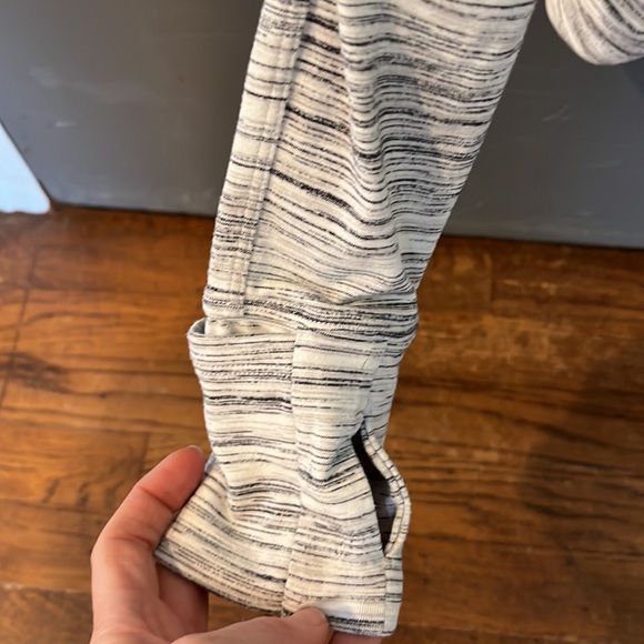 Lululemon Runderful Running long sleeve - Picture 6 of 8